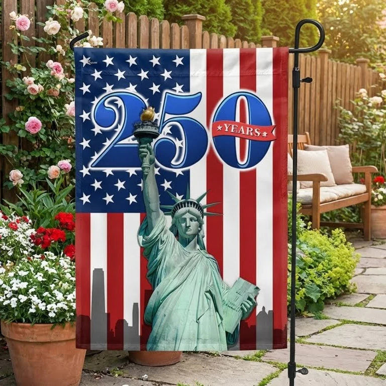 Retro Hawaii 250 Years of Freedom 1776 - 2026 Eagle Patriotic Shirt Statue Of Liberty, US Flag, Liberty Bell, 250th Anniversary Hawaiian Shirt 9I4